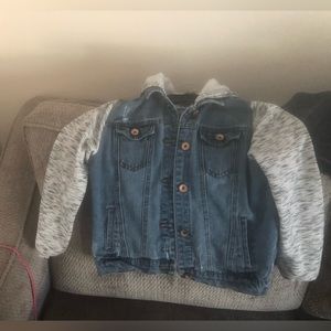 Girls Distressed jean jacket with hood.